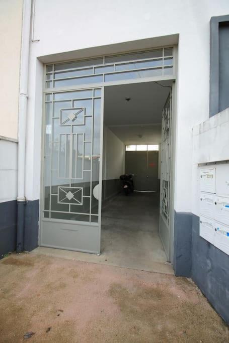 Escale-Marne Fr - 102 - Free Parking - Free Luggage Storage - All Equipped - Linen Included - Washing Machine - 10Mn Walk Metro 8 - Rer A - Panoramic View - From 1 To 4 Guests 迈松阿尔福 外观 照片